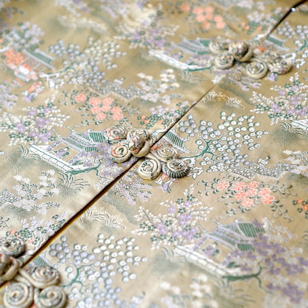 Champagne Gold Chinese Silk Robe - Picture 6 of 7